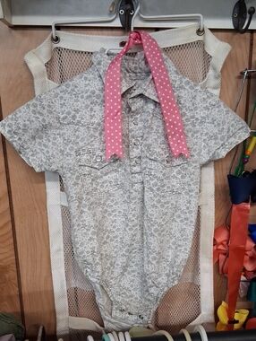 Girls Floral Short-Sleeve Bodysuit with Pink Polka Dot Tie